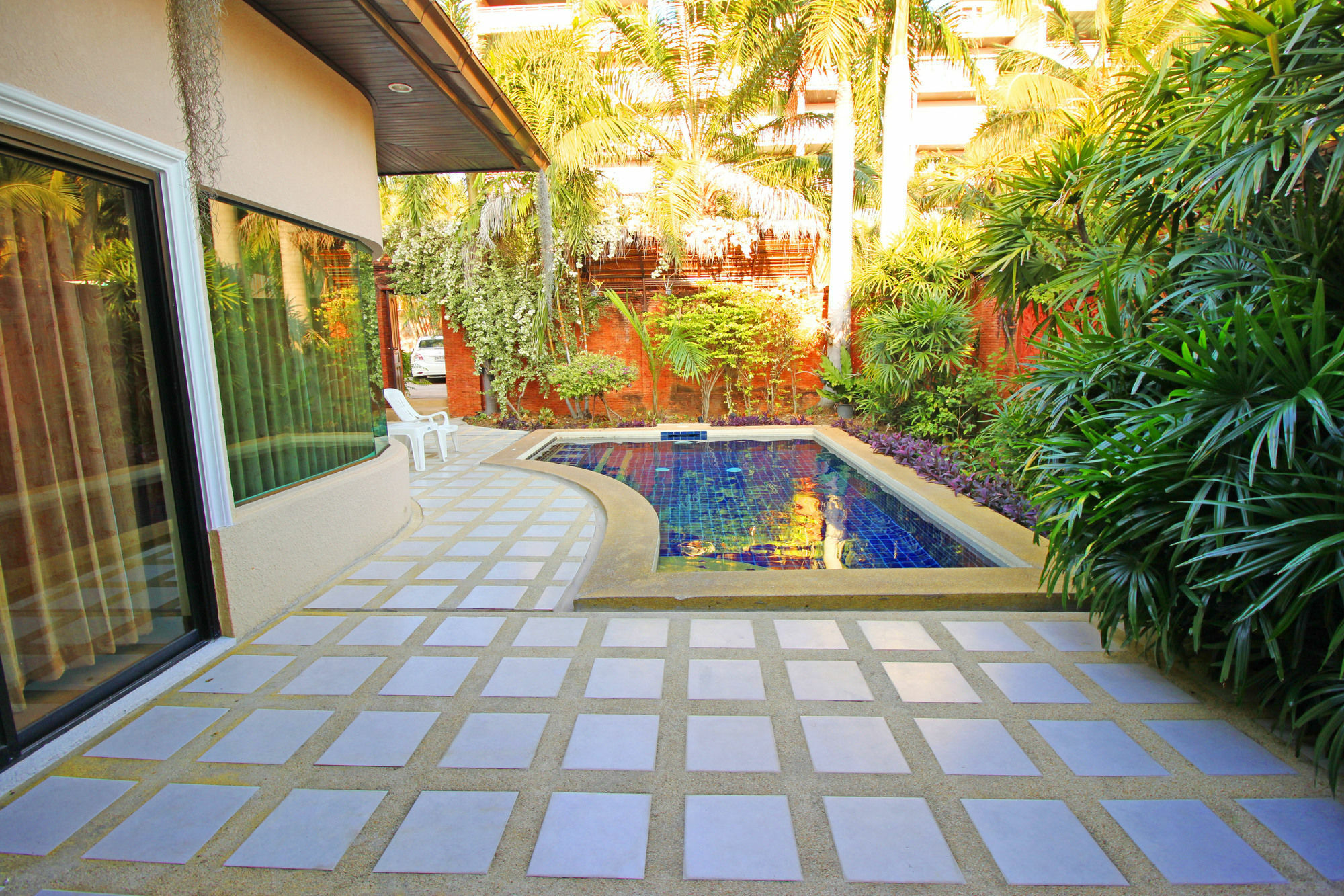 Cosy Beach Pool Villas By Pattaya Sunny Rentals Exterior photo