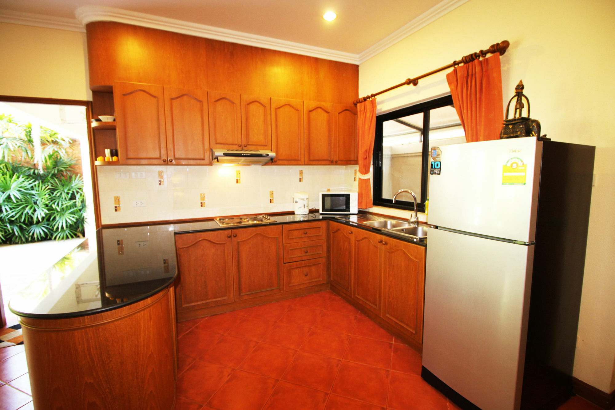 Cosy Beach Pool Villas By Pattaya Sunny Rentals Exterior photo